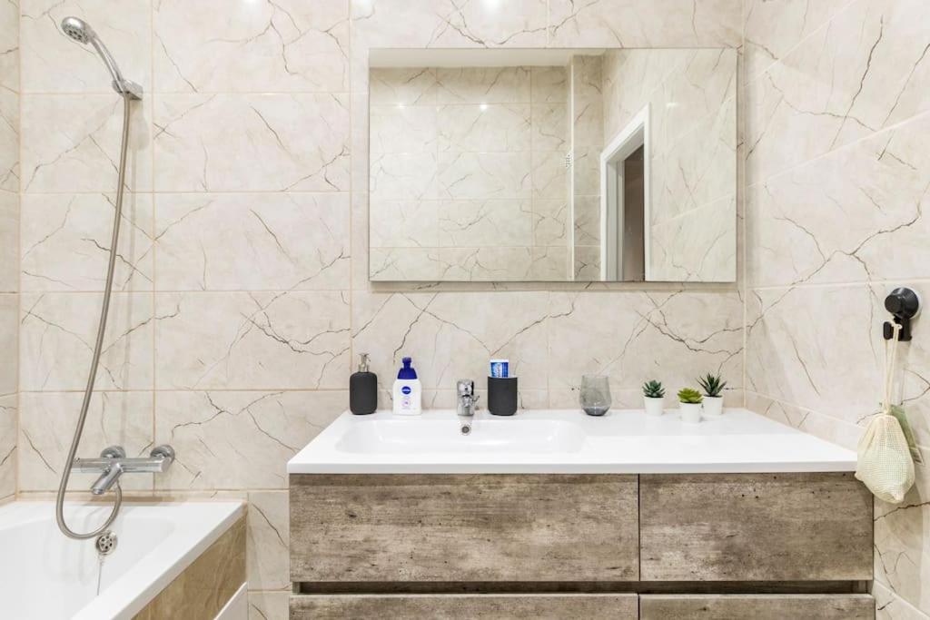Cosy Apart Antwerp City Center1 Apartment Ngoại thất bức ảnh
